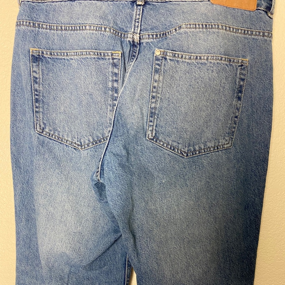 H&M women’s & Denim blue jeans size 12 - Picture 2 of 11
